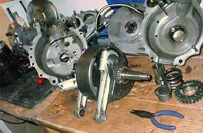 crank.jpg (29054 bytes)